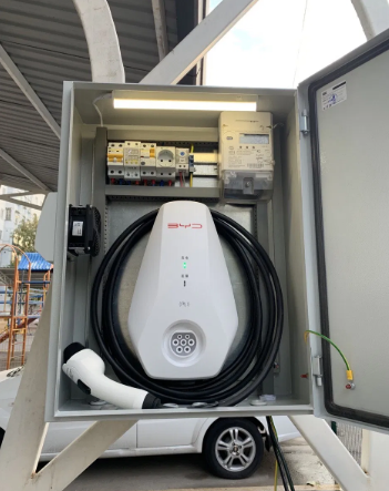 Elektromobil zaryad qurilmasini o‘rnatish xizmati